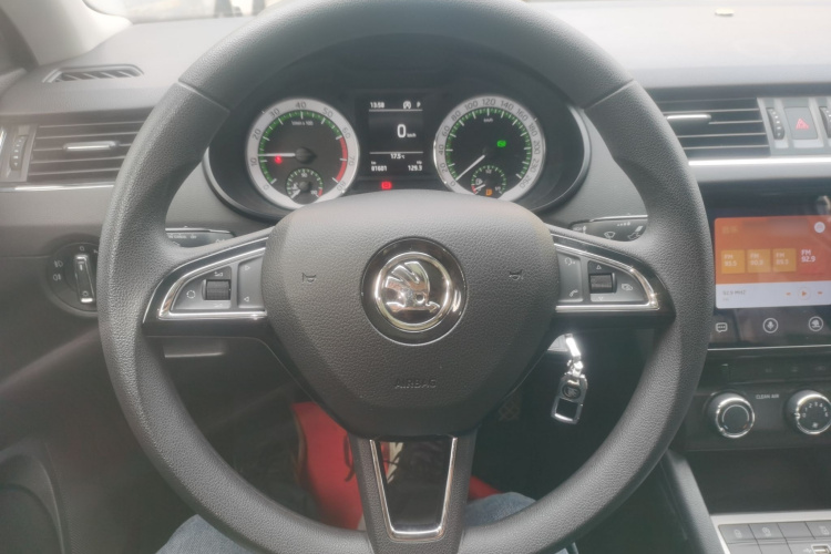 斯柯达 明锐 2019款 TSI230 DSG智行豪华版 国VI局部细节13