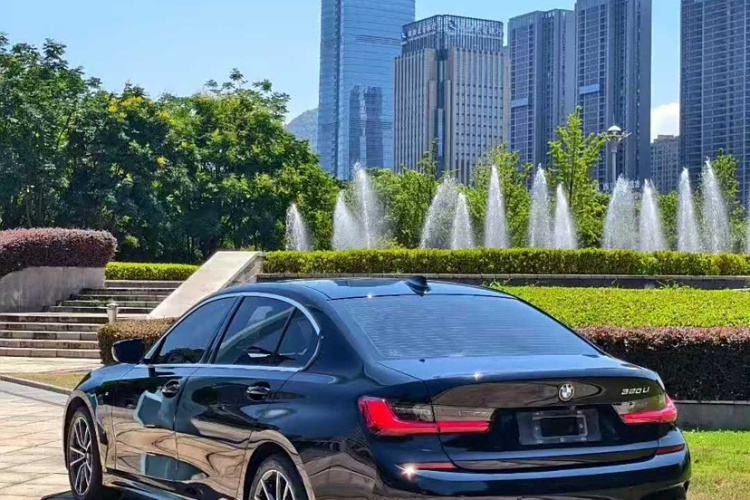 宝马3系 2021款 改款 320Li M运动套装车身外观6001