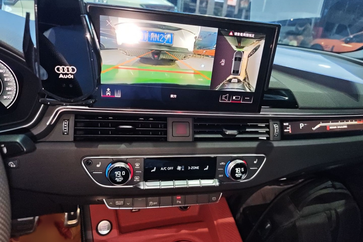 奥迪A4L 2024款 40 TFSI 豪华动感型局部细节16