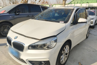 宝马2系旅行车 2016款 220i 领先型