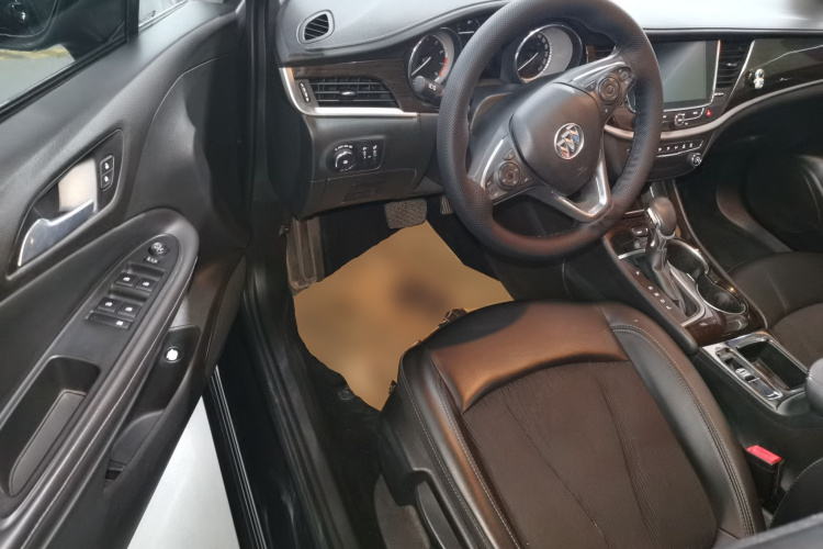 别克 威朗 2018款 三厢 20T 双离合领先型中控内饰20