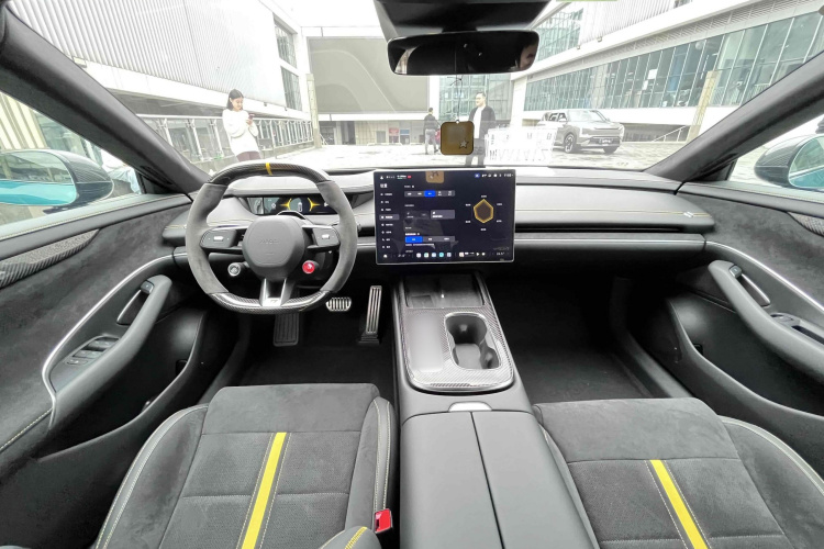 小米汽车 小米SU7 Ultra 2025款 Ultra中控内饰7004