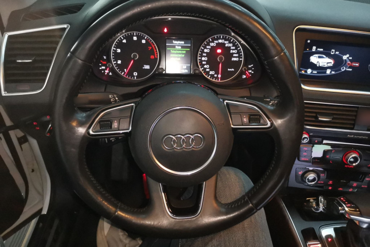 奥迪Q5 2017款 Plus 40 TFSI 技术型局部细节13