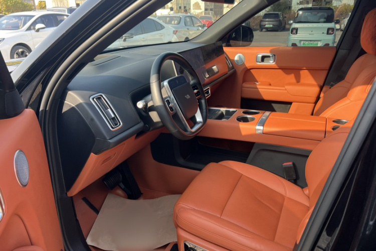 理想汽车 理想L8 2024款 Pro中控内饰7008