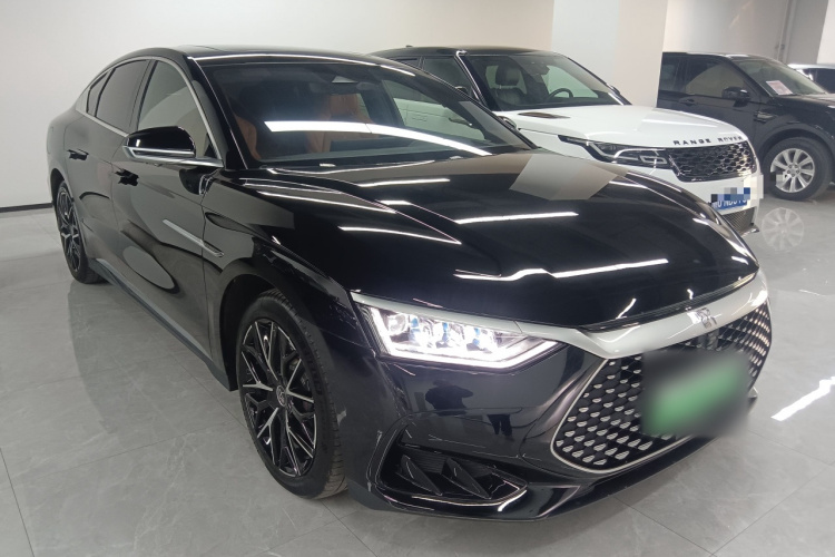 比亚迪 汉 2022款 DM-p 202KM 四驱旗舰型车身外观3