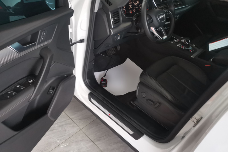 奥迪Q5L 2020款 45 TFSI 尊享时尚型中控内饰20