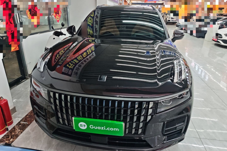 领克09 EM-P 2023款 2.0TD EM-P 远航版PM 七座车身外观2