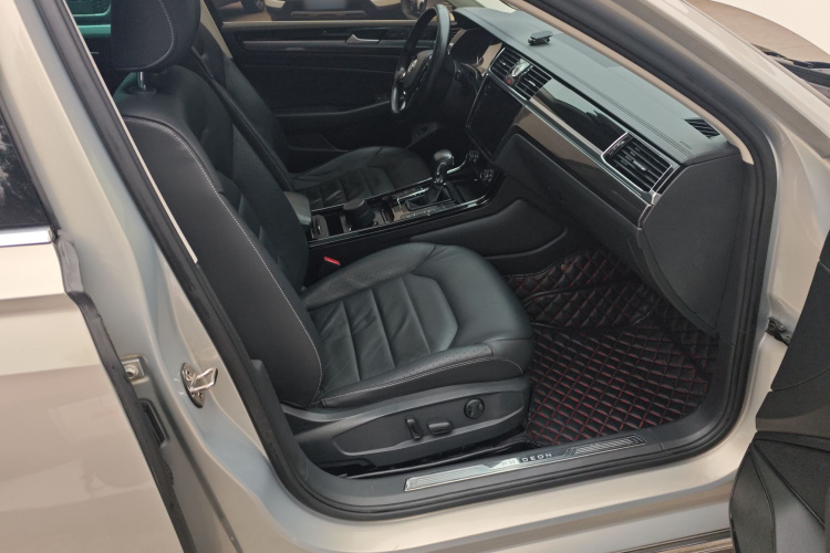 大众 辉昂 2018款 改款 380TSI 两驱商务版局部细节41