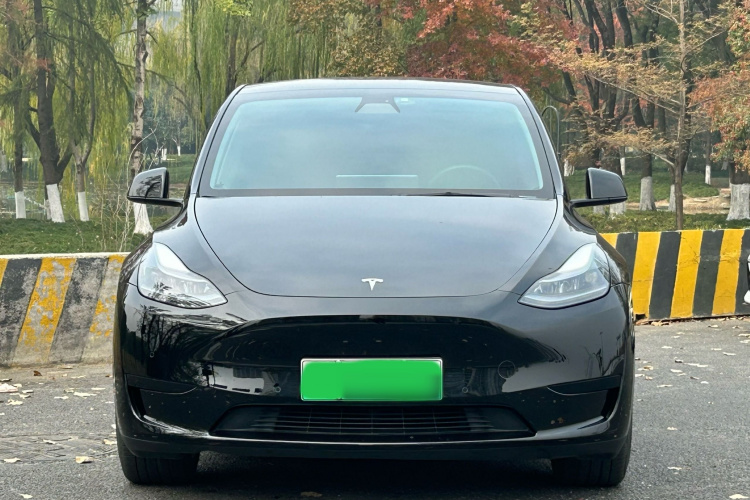 特斯拉 Model Y 2022款 后轮驱动版车身外观6006