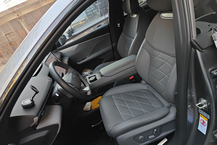 深蓝汽车 深蓝S05 2024款 510Max纯电版中控内饰19