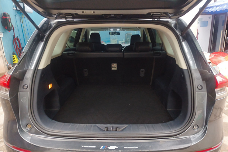 长安欧尚X7 2020款 1.5T 自动尊享型机舱底盘23