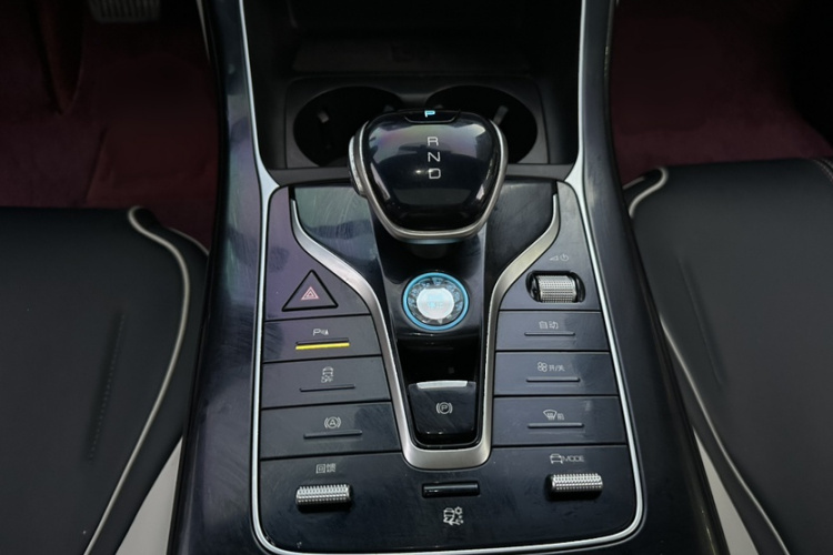 比亚迪 秦PLUS 2021款 EV 500KM 豪华型局部细节18