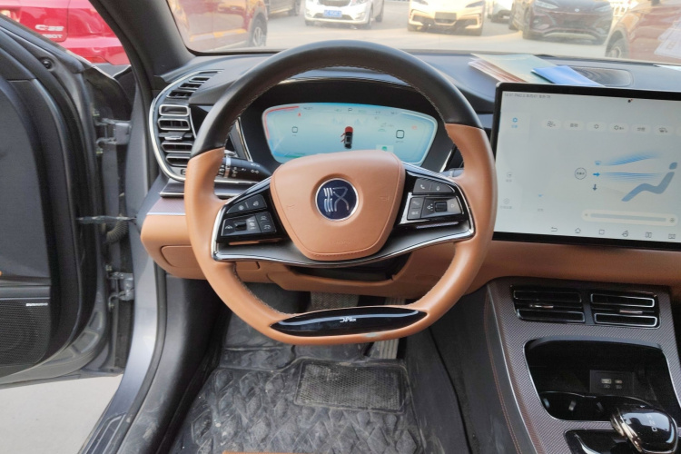 比亚迪 汉 2022款 DM-i 121KM 尊享型局部细节13