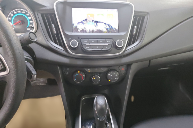 雪佛兰 科沃兹 2019款 320 自动欣悦版局部细节16