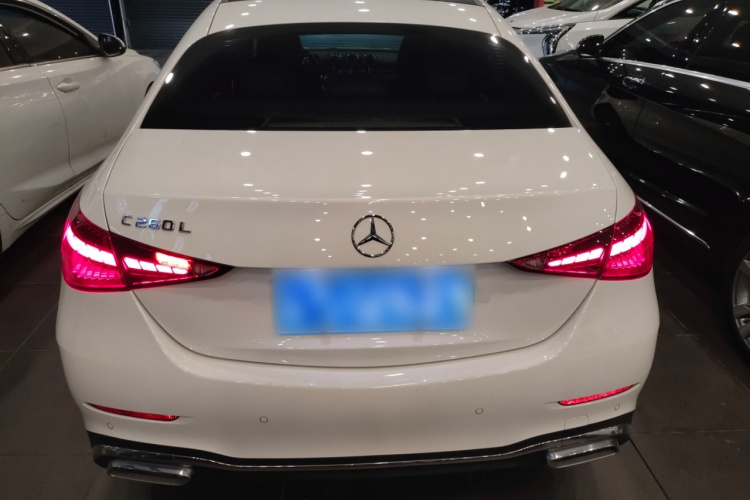 奔驰C级 2023款 C 260 L 运动版车身外观6004