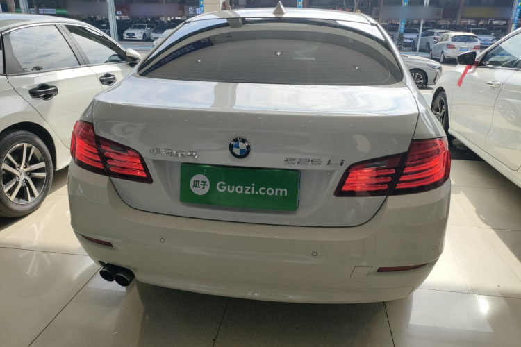 宝马5系 2017款 525Li 领先型车身外观6