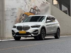 宝马X1 2022款 改款 xDrive25Li 尊享型