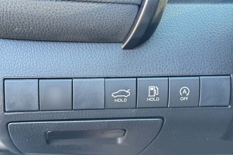 丰田 凯美瑞 2022款 2.0GVP 领先版中控内饰7015