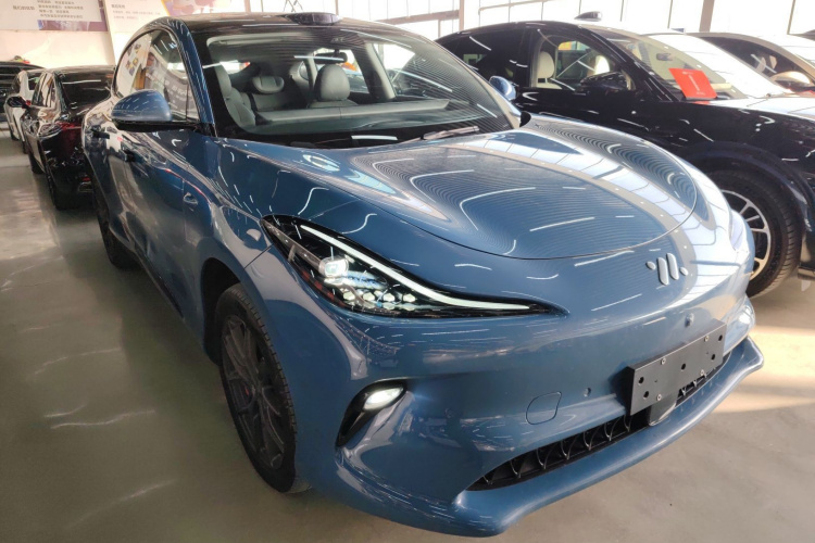 智己汽车 智己LS6 2025款 超强性能灵蜥智享版车身外观6002