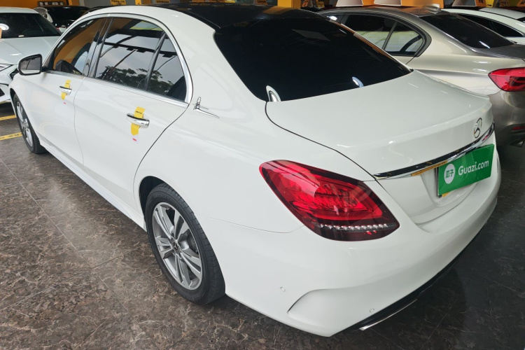 奔驰C级 2019款 C 180 L 时尚型运动版车身外观6003