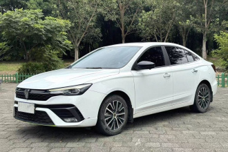 荣威i5 2021款 1.5L 手动钻石版