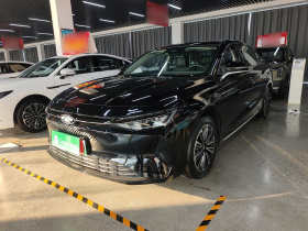 奇瑞 风云A8 2024款 127 逐风版