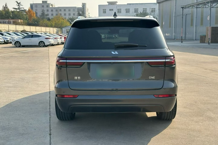 理想汽车 理想ONE 2021款 增程6座版车身外观6007