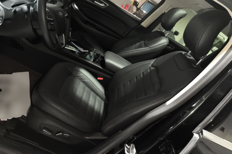 福特 锐界 2018款 EcoBoost 245 两驱豪锐型 7座 国V局部细节19