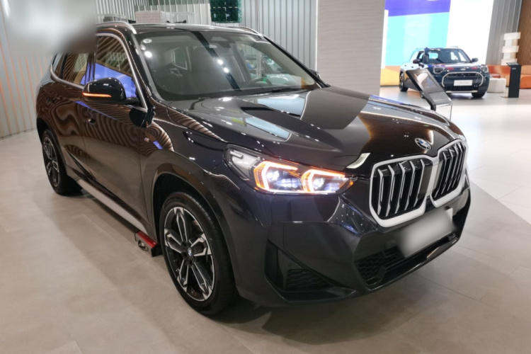 宝马X1 2023款 sDrive25Li M运动套装车身外观6002