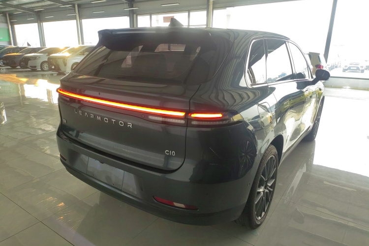 零跑汽车 零跑C10 2024款 210激光雷达版车身外观7