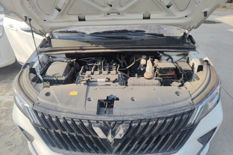 五菱汽车 五菱佳辰 2022款 1.5L 手动乐享精英型局部细节24