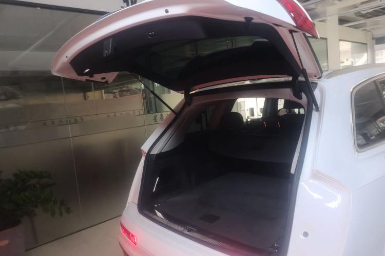 奥迪Q7 2016款 40 TFSI 舒适型局部细节23