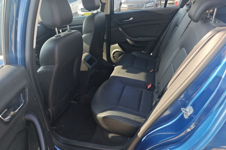 观致5 2018款 改款 1.6T 自动领先型中控内饰7003