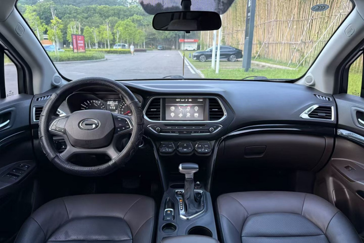 广汽传祺 传祺GS4 2017款 235T 自动两驱豪华智联版中控内饰7003