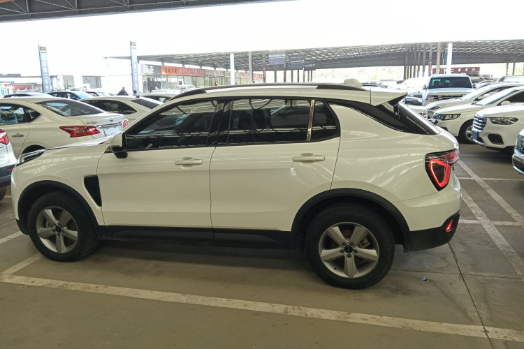 领克01 2019款 2.0T 两驱纯版 国VI车身外观4