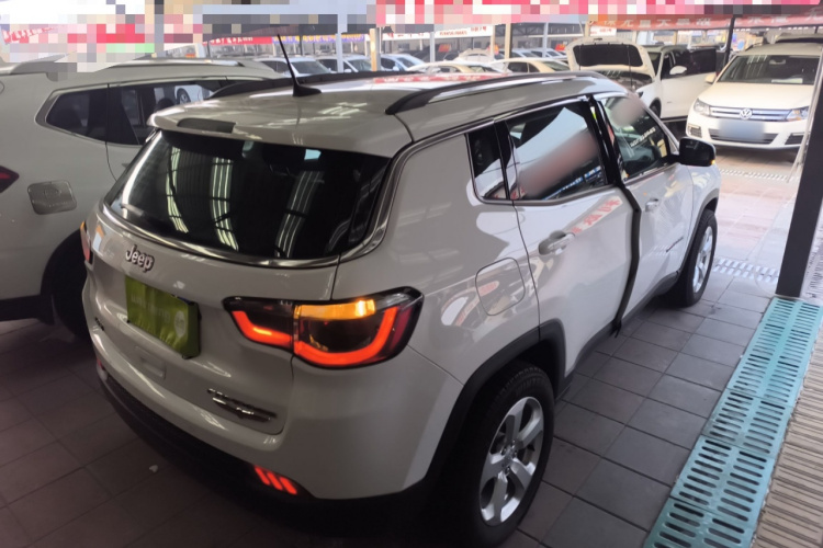 Jeep 指南者 2017款 200T 自动家享版车身外观6005