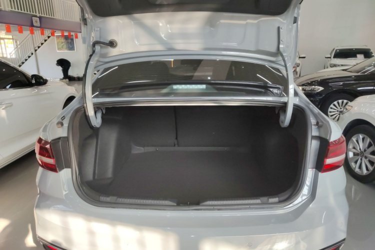 大众 朗逸 2023款 280TSI DSG星空满逸版机舱底盘23