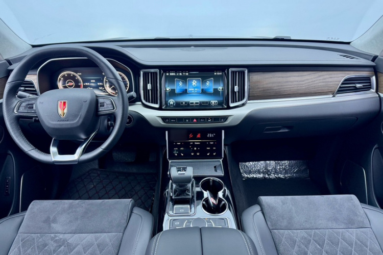 红旗HS7 2022款 3.0T 自动四驱智联旗享版 五座中控内饰7003