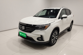 广汽传祺 传祺GS4 2017款 235T G-DCT两驱豪华版