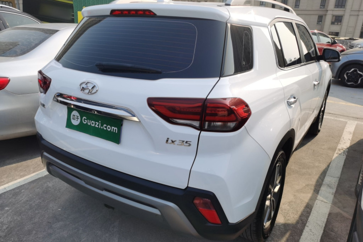 北京现代ix35 2019款 2.0L 自动两驱智勇·畅享版 国VI车身外观7