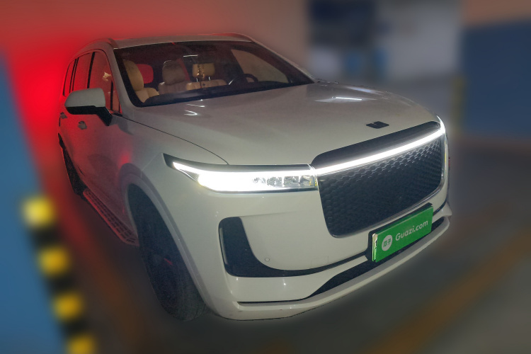 理想汽车 理想ONE 2020款 增程6座版车身外观3