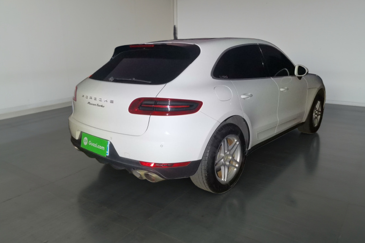 保时捷 2014款 Macan S 3.0T车身外观7
