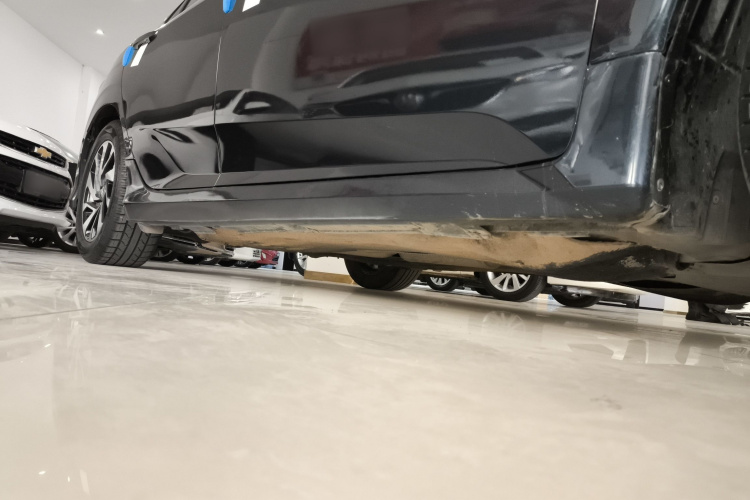 本田 思域 2016款 220TURBO CVT豪华版局部细节9001