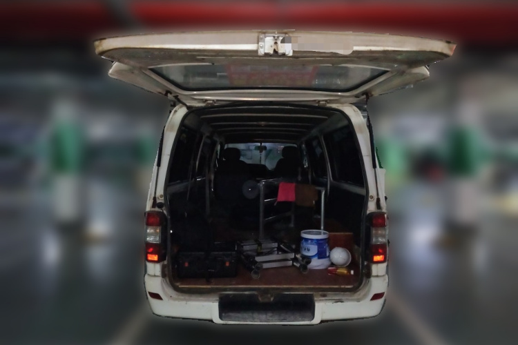 金杯 海狮 2014款 2.0L第五代动力王舒适型V19中控内饰23