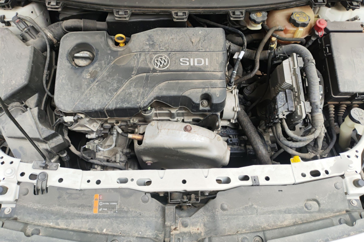 别克 威朗 2018款 三厢 15S 自动领先型局部细节24