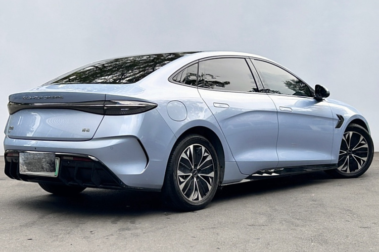 比亚迪 海豹 2023款 冠军版 550km 尊贵型车身外观6003