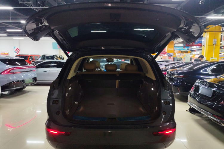 鸿蒙智行 问界M7 2024款 1.5T 后驱Plus版 5座局部细节23