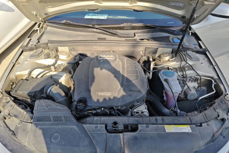 奥迪A4L 2016款 35 TFSI 自动舒适型局部细节24