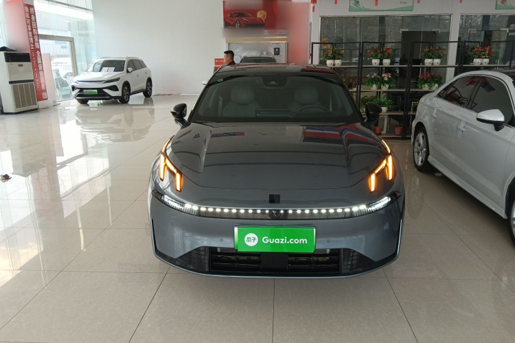 领克07 2024款 EM-P 126长续航 Ultra车身外观2