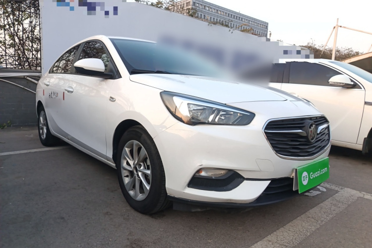 别克 凯越 2018款 15N 手动精英型车身外观3